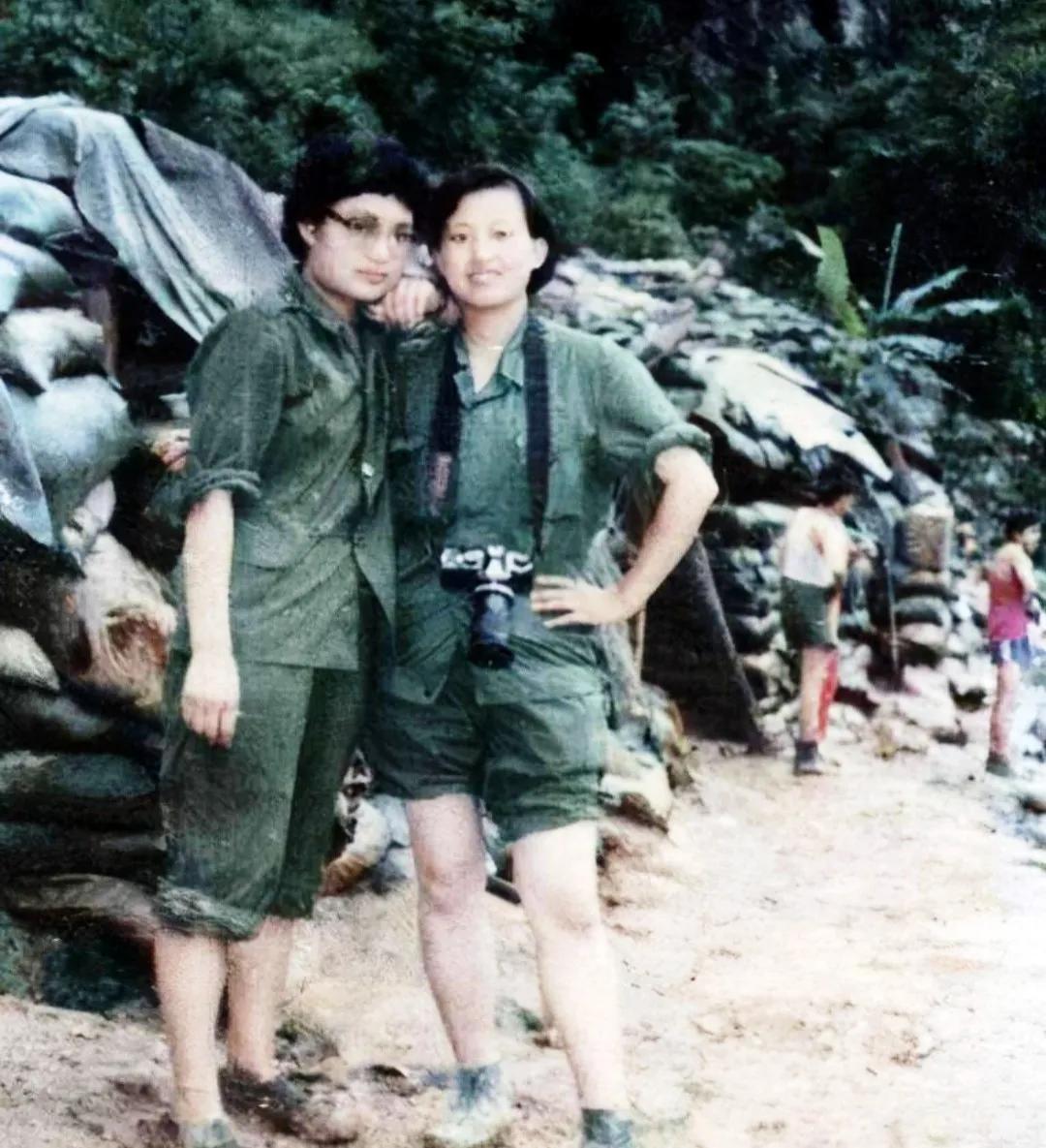 越南网友眼中的中国女兵,坚韧与力量的象征,越南网友视角下的中国女兵,坚韧与力量的典范