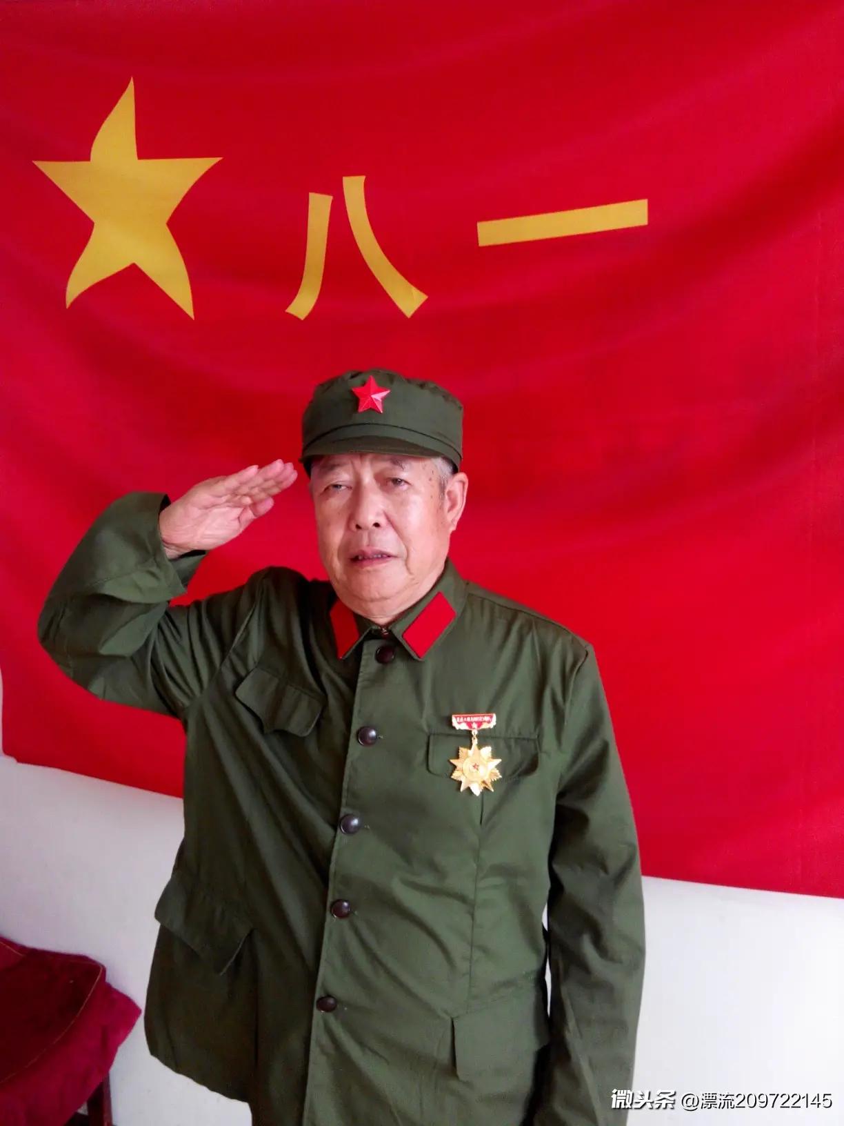 中国人民解放军二炮军旗，荣耀与力量的象征，中国人民解放军二炮军旗，荣耀与力量的永恒象征