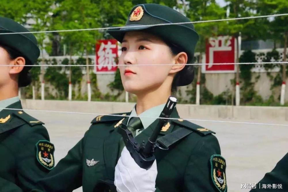 女兵王，坚韧与荣耀的传奇，女兵王，坚韧荣耀的传奇人生
