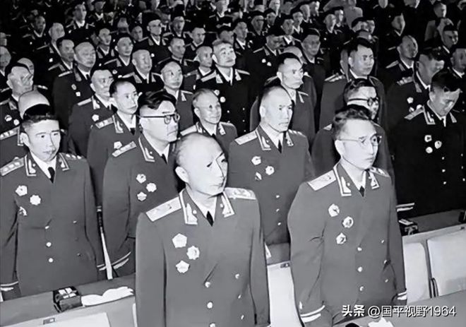 丁晓兵为何只是副军级少将，深度解析其背景与原因，深度解析，丁晓兵为何只是副军级少将？背景与原因探究