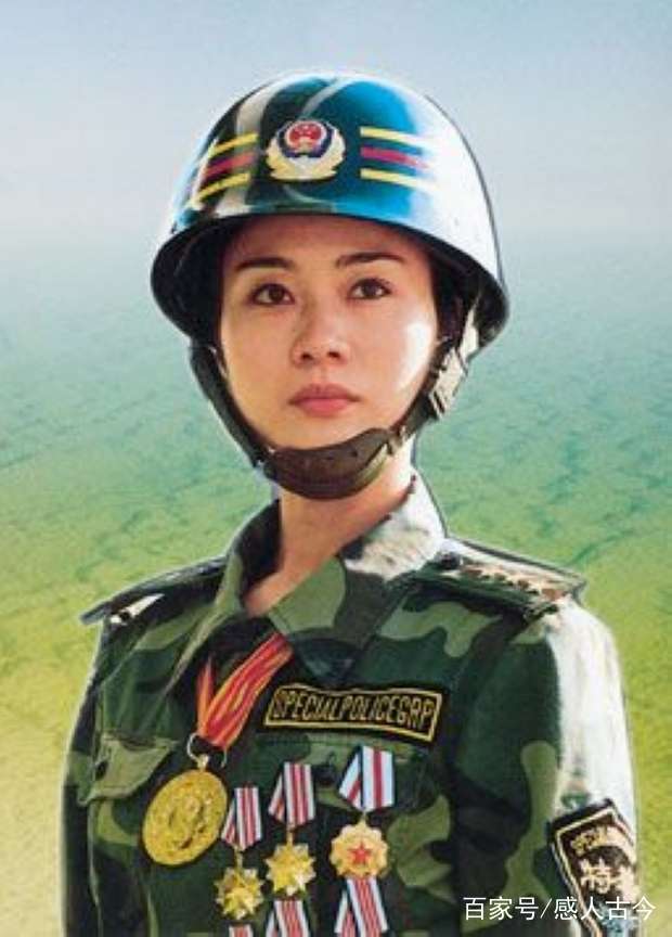 女武警军装照片，荣耀与担当的象征，女武警军装风采，荣耀与担当的象征