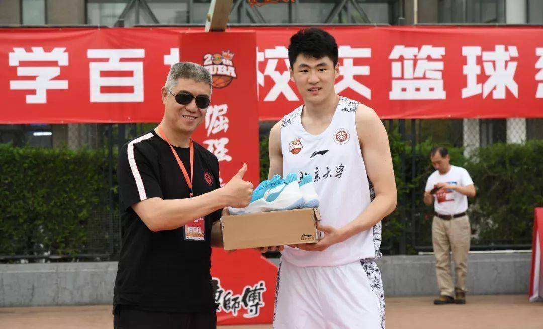 刘伯温三生肖选一肖，智慧背后的神秘预言，刘伯温三生肖预言揭秘，智慧背后的神秘预言之选一肖