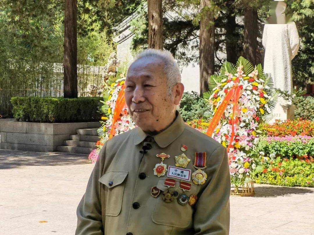 全国八一勋章获得者，荣耀与担当的象征，全国八一勋章获得者，荣耀与担当的典范