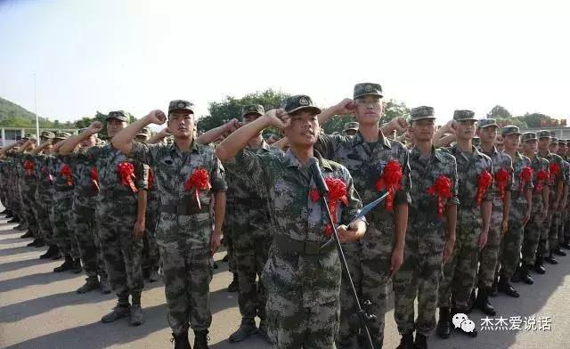 大学生参军，义务兵的身份与多元价值，大学生参军，义务兵身份与多元价值的探索