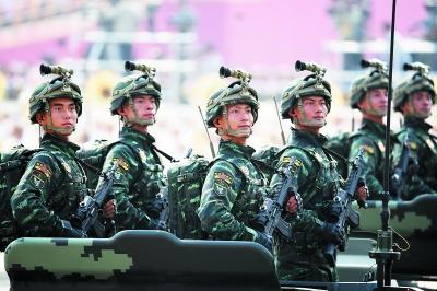 卡思迪莱21式迷彩是真的吗？——深入解析与探讨，卡思迪莱21式迷彩真伪解析与探讨