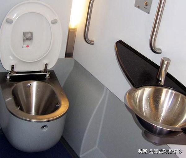 福特号航空母舰，美国航母力量的新里程碑，美国航母力量新里程碑，福特号航空母舰