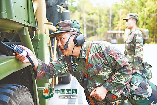 二炮部队军装，历史的印记与现代的风采，二炮部队军装，历史印记与现代风采的交融