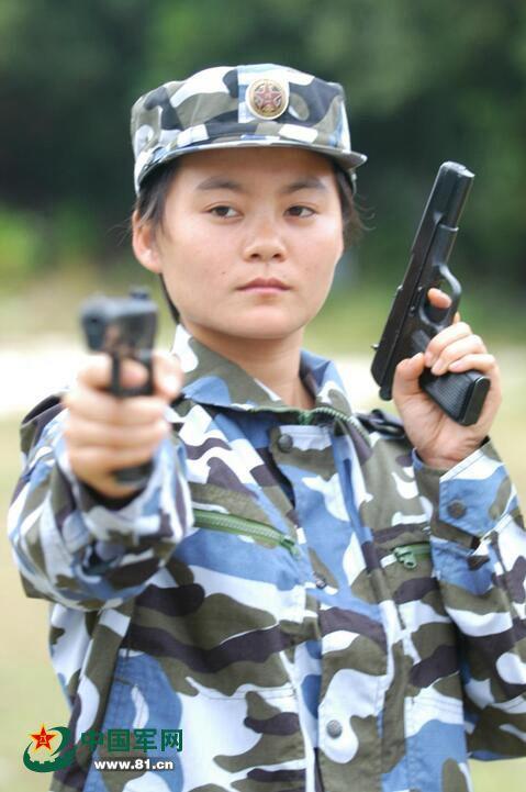 中央军事频道女兵谭如熙，新时代的女性力量与军事风采，中央军事频道女兵谭如熙，新时代女性力量与风采展现