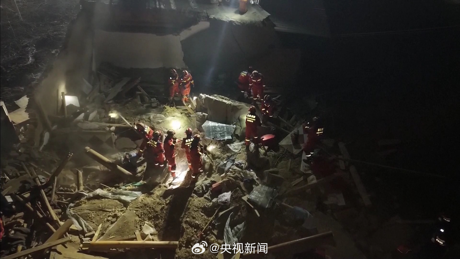 最新消息地震，今天晚上，最新地震消息通知，今夜发生地震事件