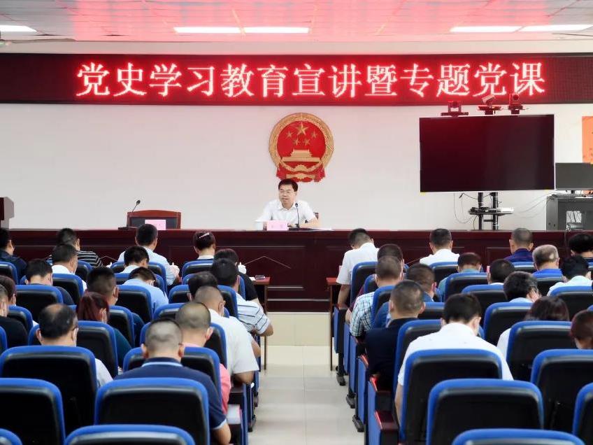 最近七天的新闻大事10条，最近七天新闻大事概览，十大重要新闻标题回顾
