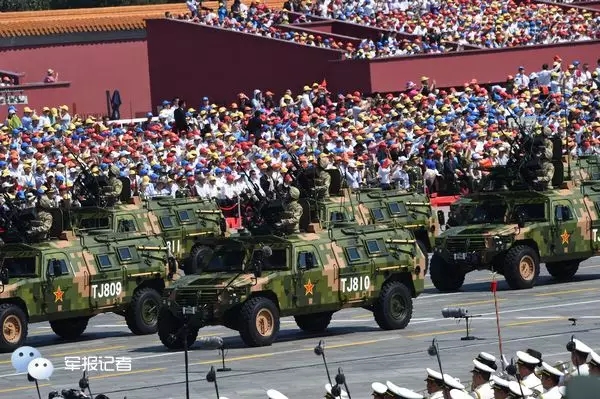 纪念胜利日，回顾阅兵盛况，铭记历史力量，胜利日阅兵回顾，铭记历史力量，共筑和平未来！