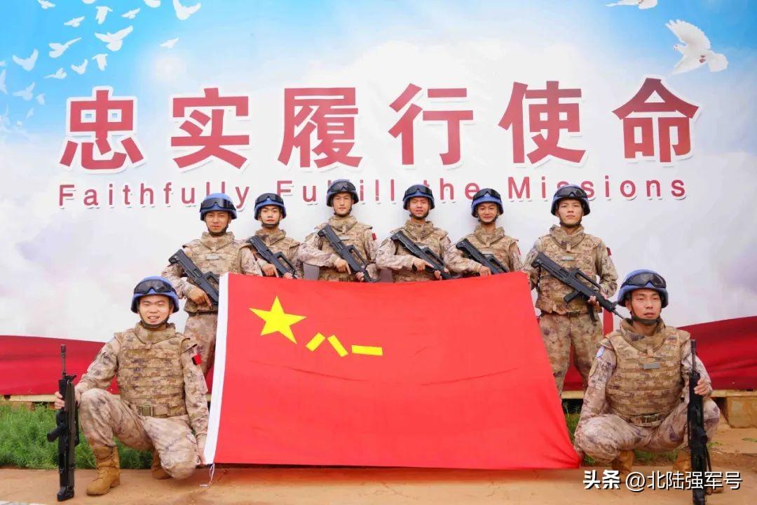 战略支援部队的现任领导及其领导下的新时代军事变革，战略支援部队领导新时代军事变革，领导力与创新的融合