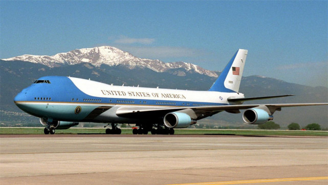 中国空军一号，揭秘背后的故事与意义，中国空军一号，揭秘背后故事与象征意义