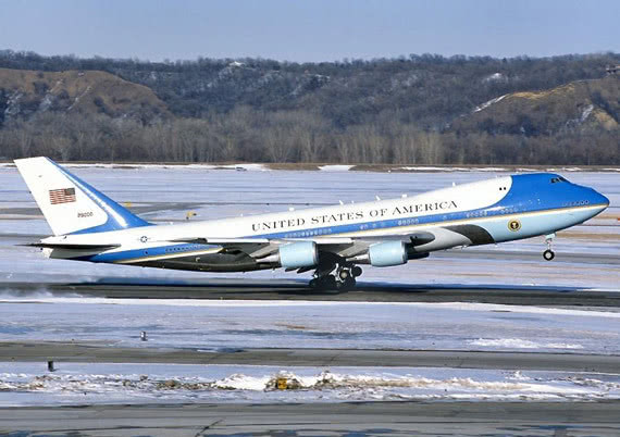 中国空军一号,揭秘背后的故事与意义,中国空军一号,揭秘背后故事与象征意义