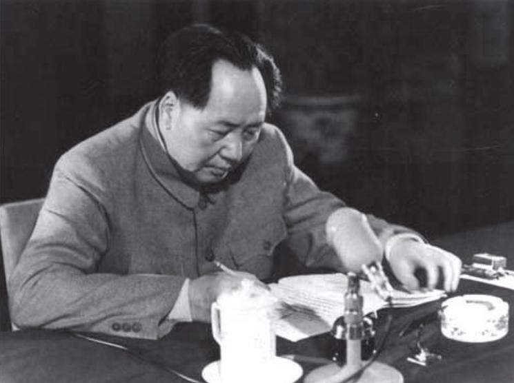 此人被授予上将军衔，荣耀背后的传奇故事，上将军衔背后的荣耀传奇故事