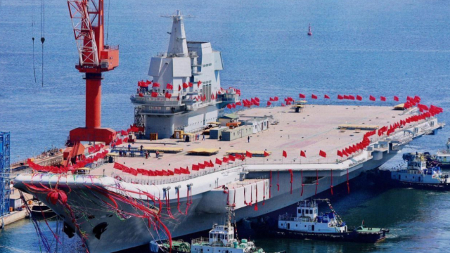 辽宁舰下水，中国海军新时代的里程碑，辽宁舰下水，中国海军新时代的起点