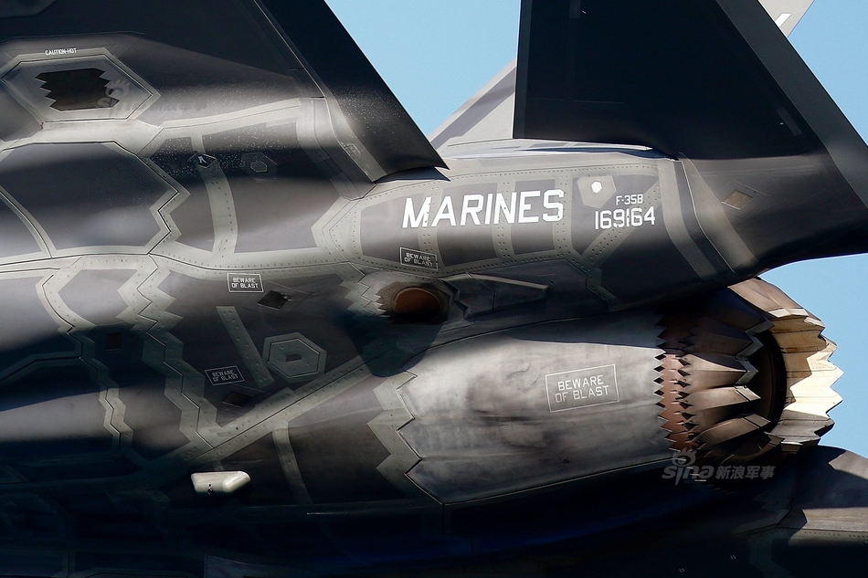 F-35战斗机能否实现超音速巡航，技术解析与性能探讨，F-35战斗机超音速巡航技术解析与性能探讨