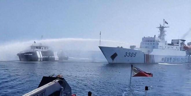 中国海警成功抓获涉嫌违法舰艇，彰显法治海洋的力量，中国海警成功抓获涉嫌违法舰艇，法治海洋力量展现威严