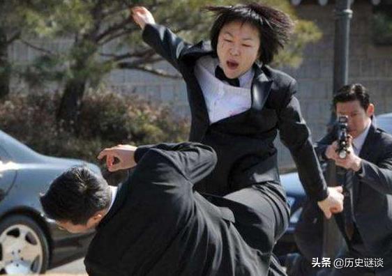中国女特种兵排名，英勇无畏，巾帼不让须眉，中国女特种兵英勇无畏，巾帼排名力压群雄