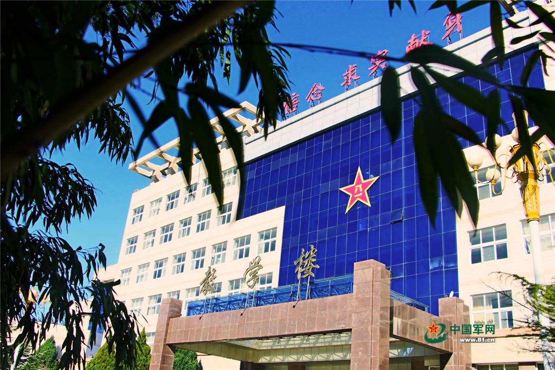 中国陆军装甲兵学院的辉煌历程与未来展望,中国陆军装甲兵学院,辉煌历程与未来展望