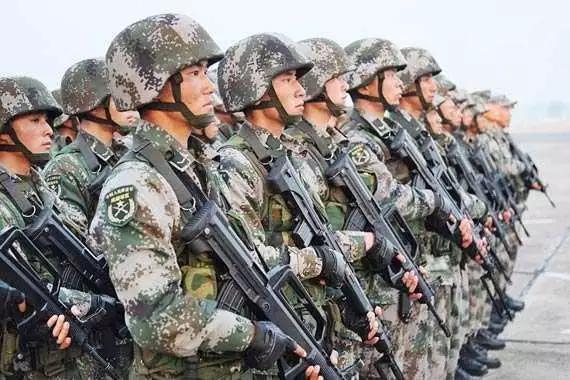集团军参谋长级别，职责、地位与影响力的深度解析，集团军参谋长级别、职责及地位与影响力的全面解读