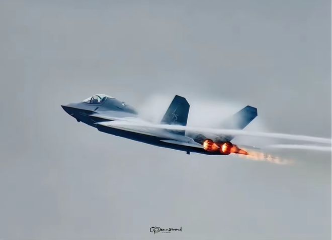 歼-13隐身舰载战斗机，探索未来海空领域的先锋力量，歼-13隐身舰载战斗机，探索海空领域的先锋力量