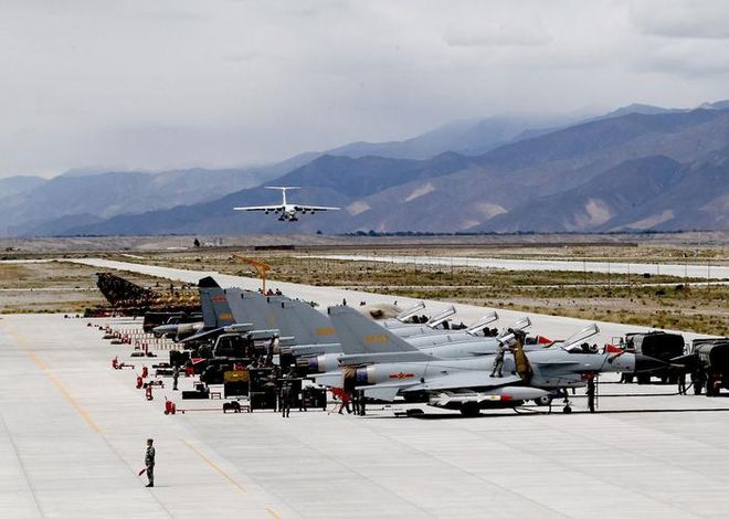 中国空军基地数量及其战略意义分析，中国空军基地数量及其战略意义深度解析