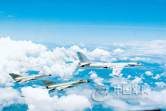 歼八战斗机，空中加油能力解析，歼八战斗机空中加油能力深度解析
