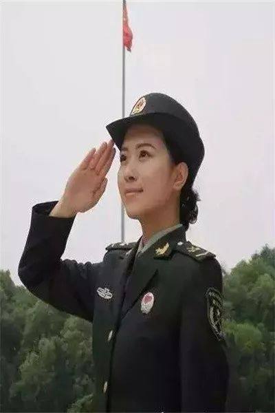中国女特种兵，文职还是战斗岗位？，中国女特种兵，文职还是战斗岗位的角色探讨