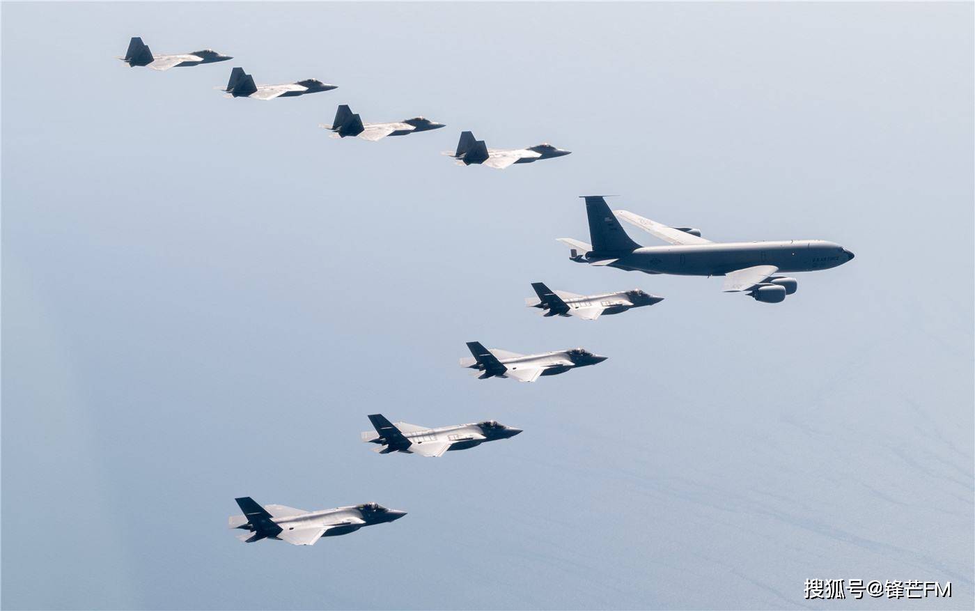 美军装备数量最多的飞机——F-35闪电II战斗机,美军F-35闪电II战斗机,装备数量最多的战机