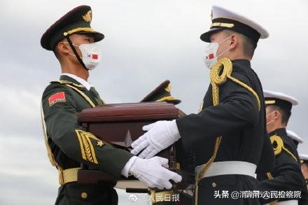 歼-20护航志愿军遗骸归国，铭记历史，致敬英雄，歼-20护航志愿军遗骸归国，铭记历史，致敬英雄永垂不朽