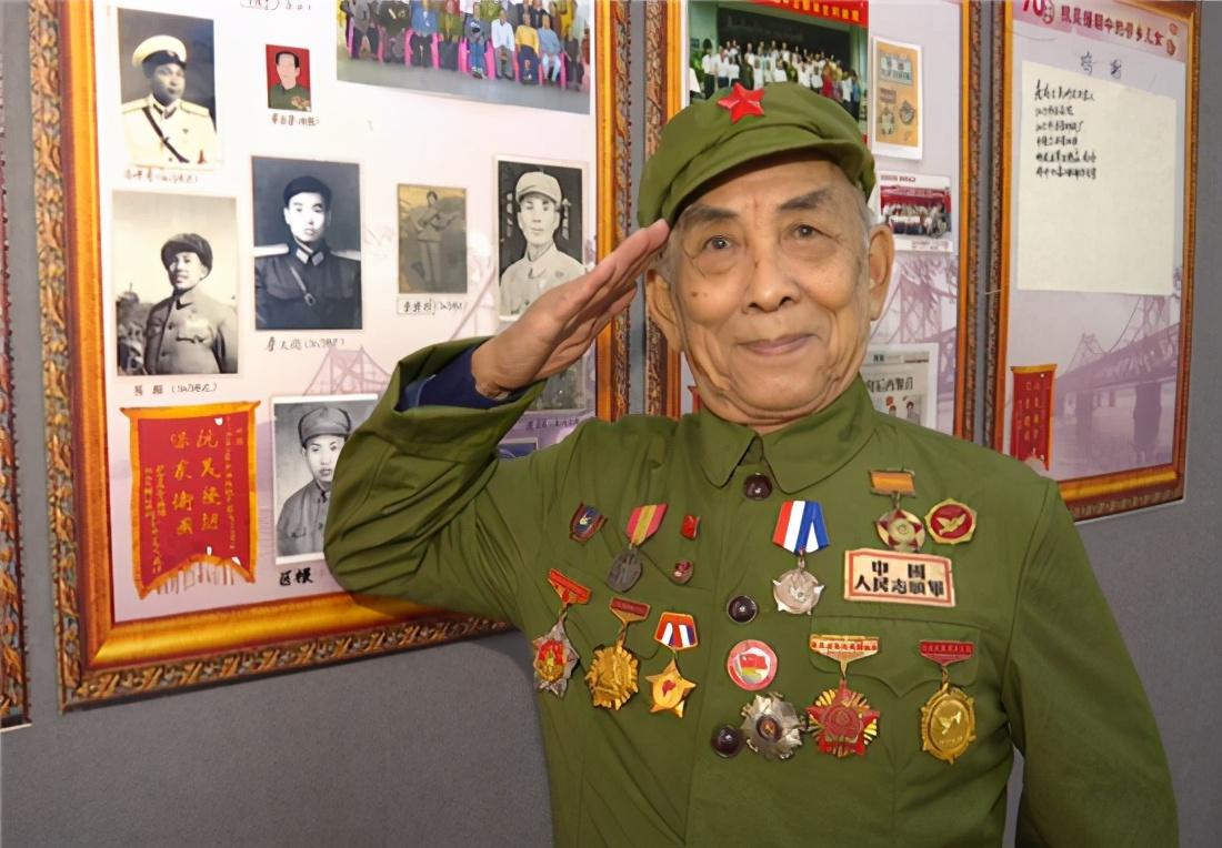 抗美援朝十大名将年龄及其历史贡献，抗美援朝十大名将年龄与贡献概览