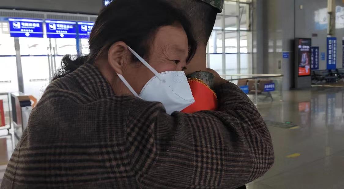 肖思远家庭现状探究，肖思远家庭现状深度探究