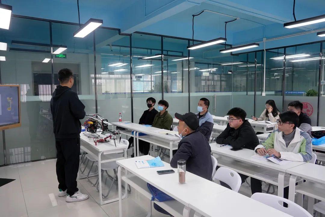 无人机飞行员考试，入门、挑战与未来展望，无人机飞行员考试，入门挑战与未来展望
