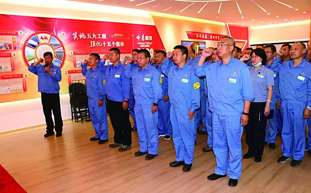 工作服，职业的象征与文化的体现，工作服，职业标志与文化展现