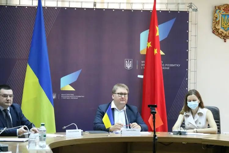 中国与乌克兰关系之深度解析，两国关系究竟如何？，中国与乌克兰关系的深度解析，探究两国关系的现状和未来
