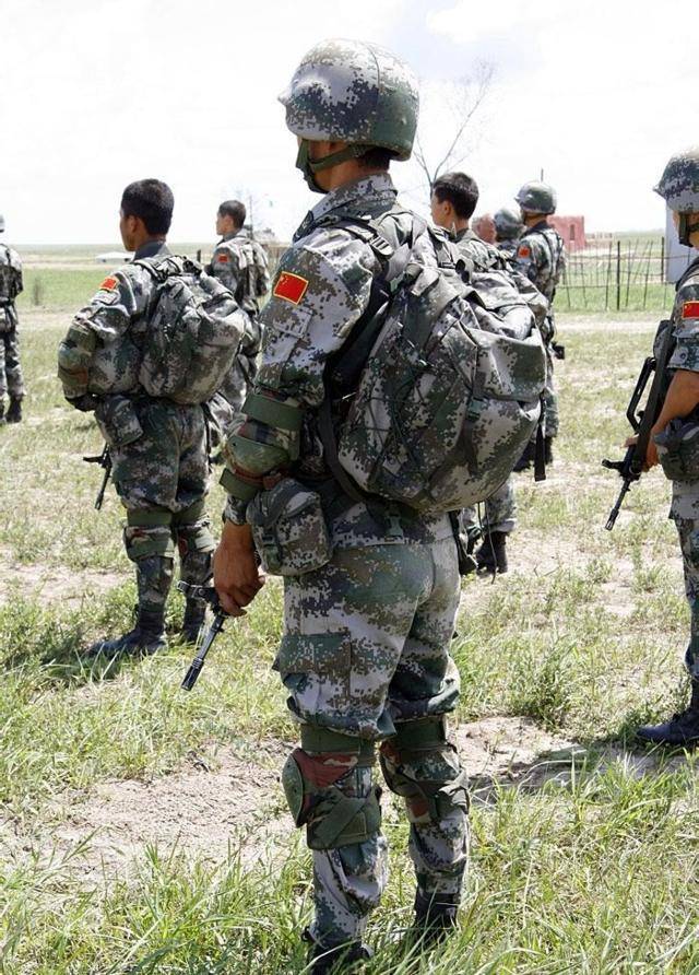 中国的陆军规模与力量，究竟有多少人？，中国陆军规模与力量揭秘，究竟有多少人？