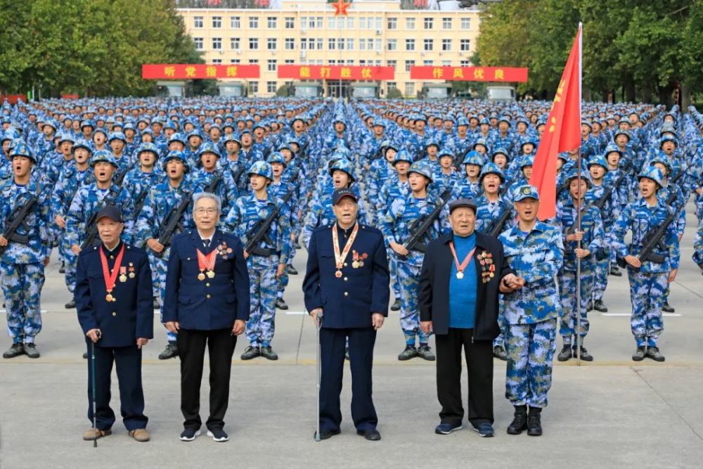 中国人民志愿军军歌与吴京，荣耀与传承，吴京与荣耀，中国人民志愿军军歌的传承力量
