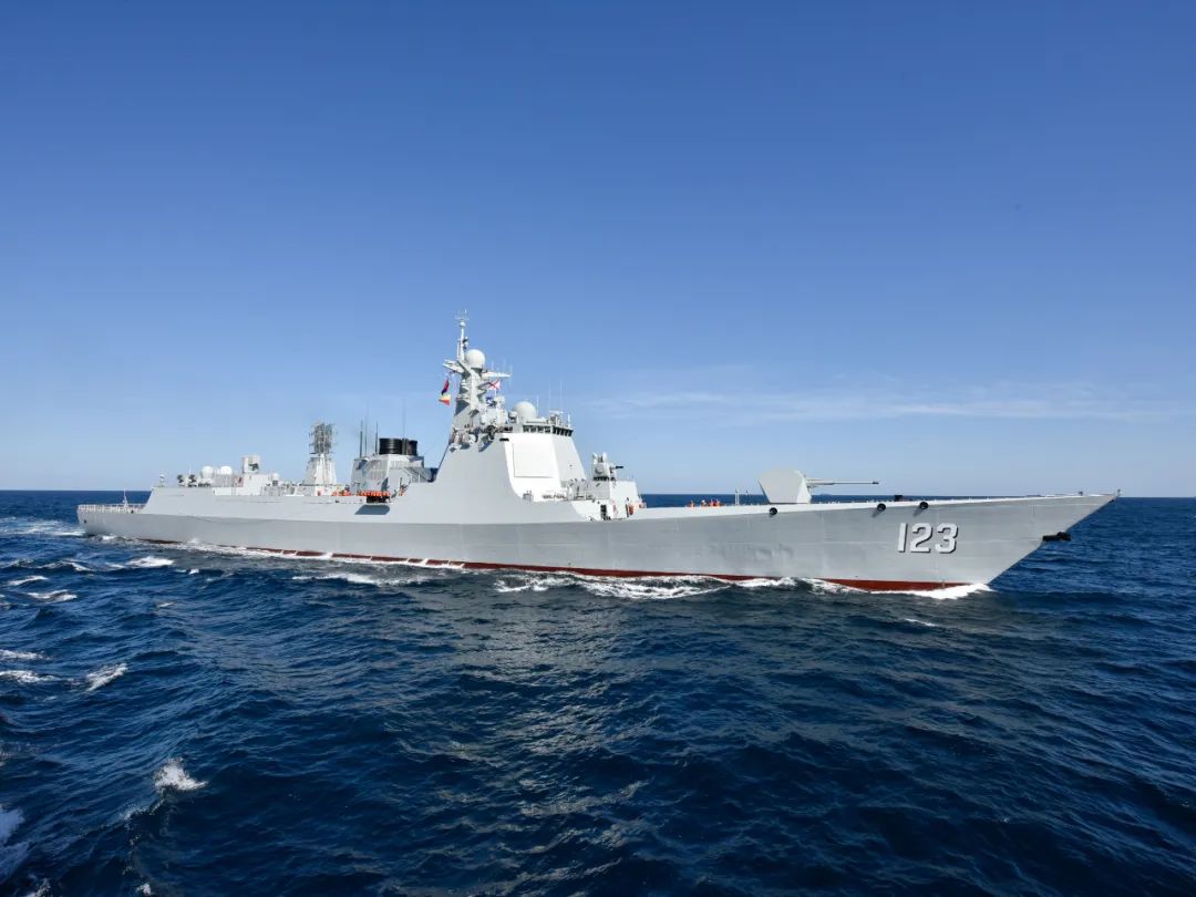 海军淮南舰入列，新时代的海洋强国战略的重要里程碑，海军淮南舰入列，海洋强国战略的重要里程碑