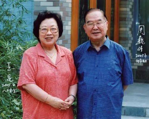 中国志愿军战歌音乐，英勇旋律背后的故事与情感，中国志愿军战歌音乐，英勇旋律背后的故事与深情