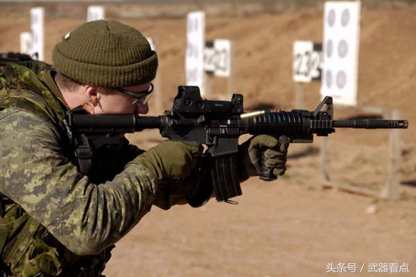 俄罗斯特种部队使用的步枪，现代战争中的精英武器，俄罗斯特种部队步枪揭秘，现代战争精英武器之选