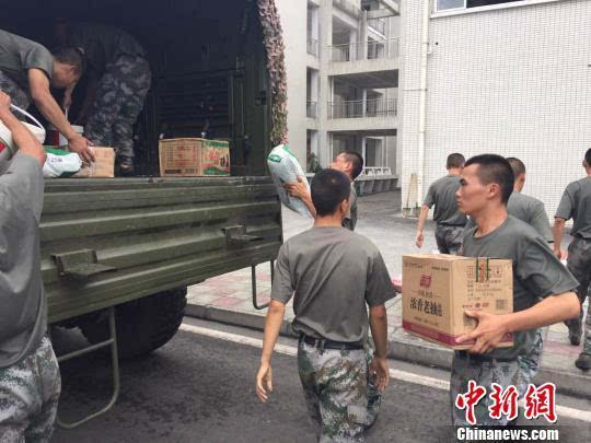 西部战区77集团军编制，重塑与深化军事改革的力量之源，西部战区77集团军重塑与深化军事改革的力量之源，编制调整与战斗力提升之道