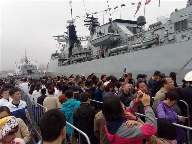 海军成立75周年舰艇开放日，展示力量与荣耀的盛大庆典，海军成立75周年舰艇开放日，力量与荣耀的展示盛宴