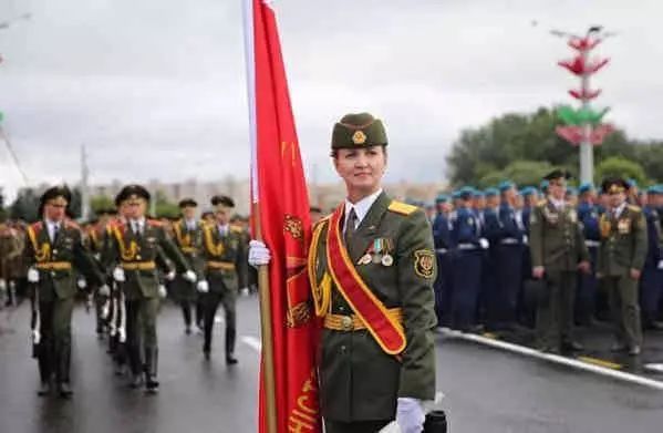 盛大的阅兵盛典，回顾与展望——纪念中国XXXX年阅兵活动，盛大阅兵盛典，回顾历史，展望未来——纪念中国XXXX年阅兵活动庆典