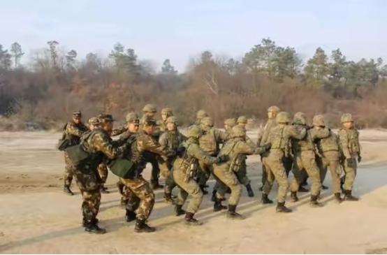 吉布提中国海军永久基地，构建海上丝绸之路的重要支点，吉布提中国海军基地，海上丝绸之路的关键支点