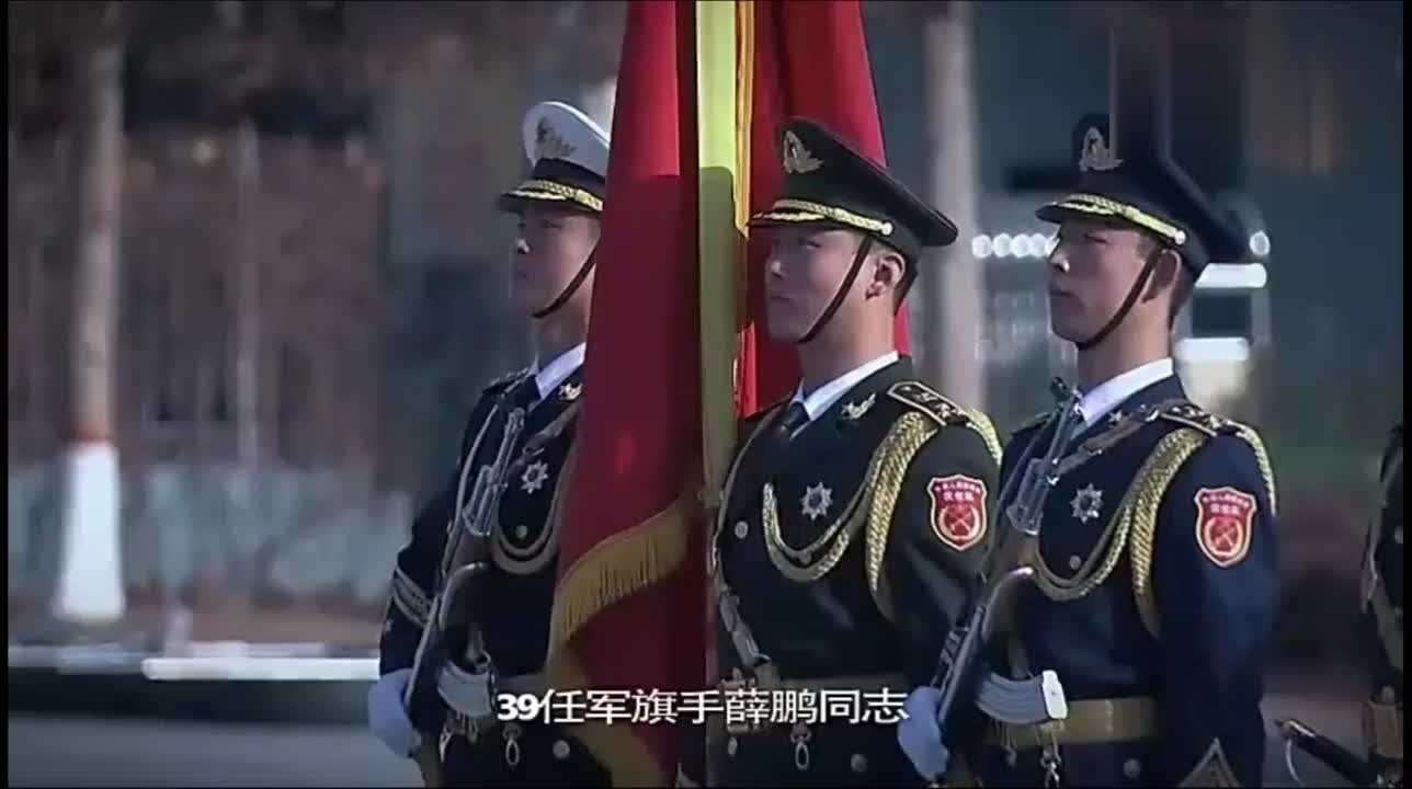 祖国不会忘记，三军仪仗队视频中的荣耀与力量，三军仪仗队展现荣耀与力量，祖国不会忘记的辉煌瞬间