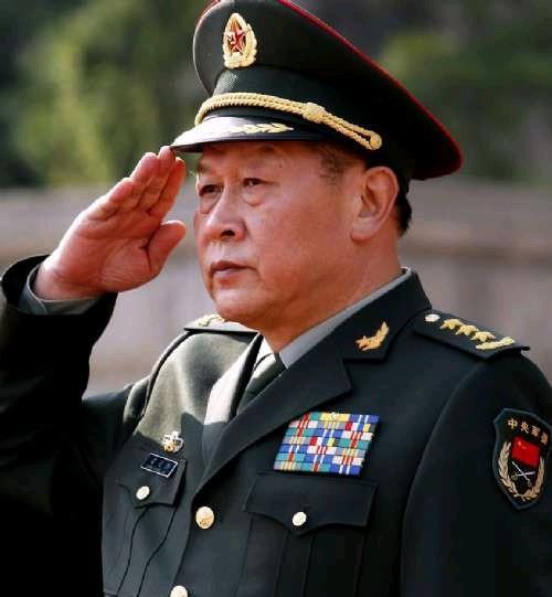 丁晓兵与丁盛，两代军人的荣耀与传承，两代军人的荣耀与传承，丁晓兵与丁盛的故事
