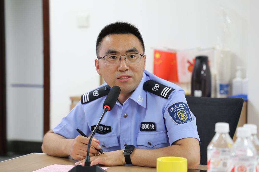 何志军，一位引领时代的杰出人物，何志军，时代引领者的杰出风采