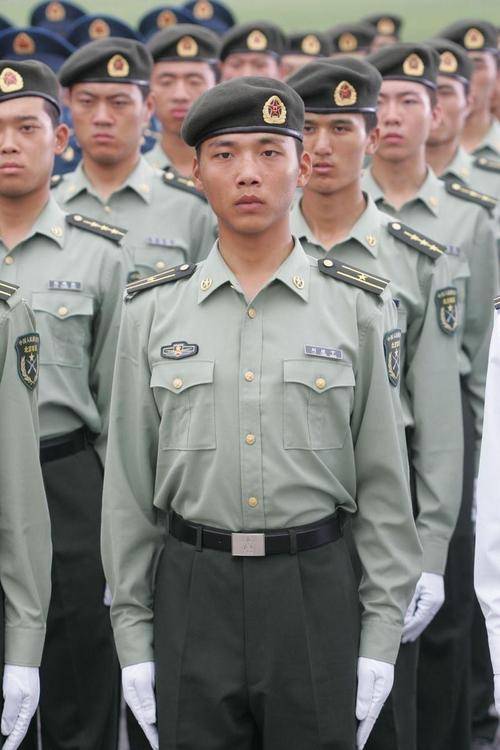 探索中国陆军85式军服全套样式图片的独特魅力，中国陆军85式军服全套样式图片的独特魅力探索