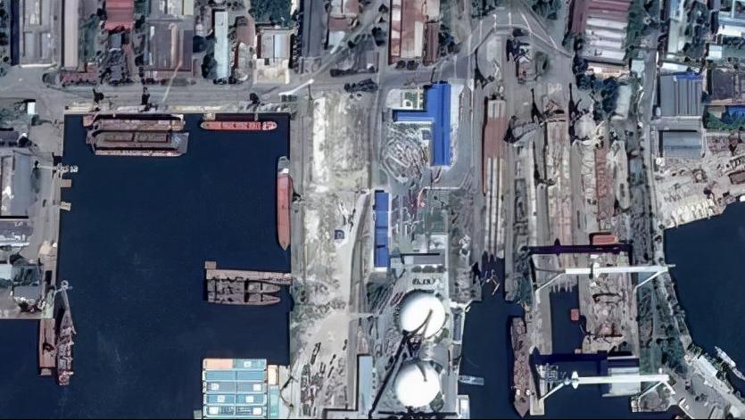 瓦良格号航母，中国海军的骄傲与力量之源，瓦良格号航母，中国海军的骄傲与力量核心